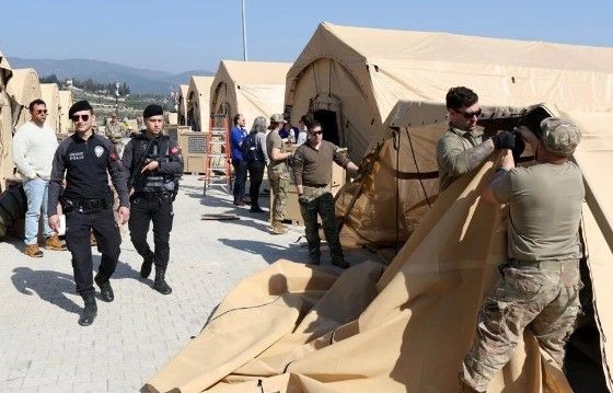 Amerika Hatay'da sahra hastanesi kuruyor - Resim: 9