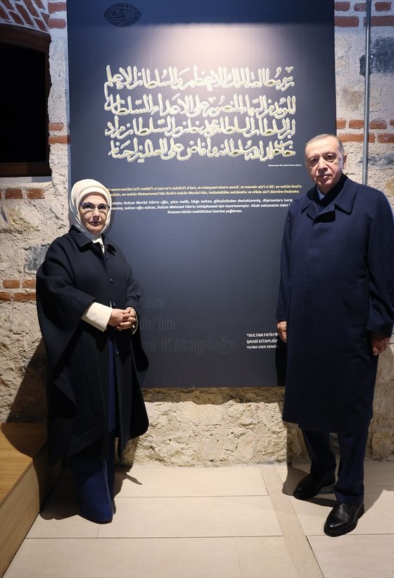 Cumhurbaşkanı Erdoğan, Rami Kütüphanesi'nin Açılış Törenine katıldı, kütüphane gezisi esnasında öğrencilerle çekilen fotoğraflar iç ısıttı - Resim: 27
