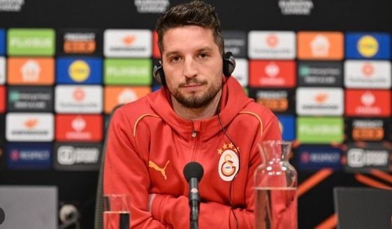 Galatasaray'ın yıldızı Dries Mertens futbolu bıraktı - Resim: 2