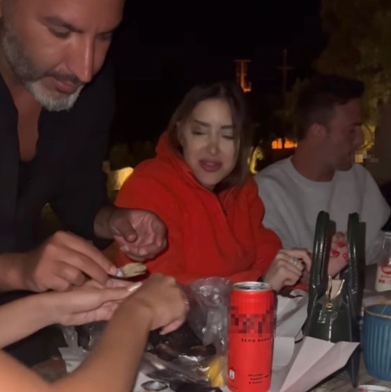 Demet Özdemir'den boşandıktan sonra Ala Tokel ile yakınlaşması dikkat çekmişti! Aşklarını gizleyemediler - Resim: 4