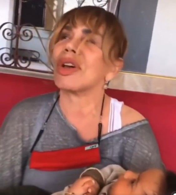 Minik Serçe Sezen Aksu depremzedelerin yarasını sarmaya koştu - Resim: 11