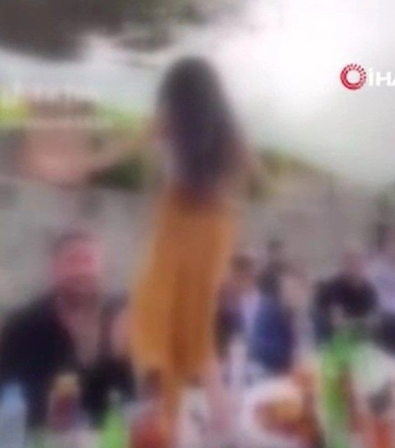 Kayseri'de alkol masasına çıkartılıp dans ettirilen 7 yaşındaki kız çocuğu bulunamadı! Ailenin avukatından dikkat çeken sözler - Resim: 3