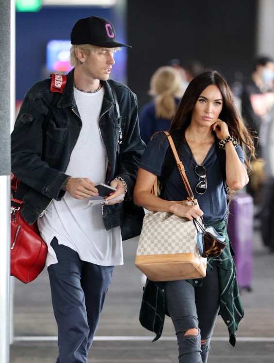 Lunaparkta saldırıya uğrayan Megan Fox aldığı darbeyle... - Resim: 8
