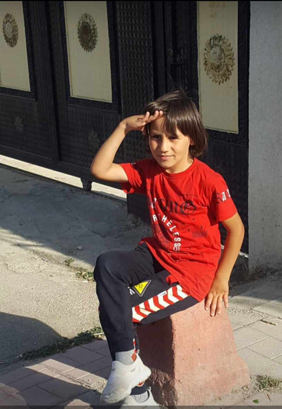Van'da 10 yaşındaki Emir'in ölümüne sebep olan köpek tavuklara zarar veriyor diye sokağa bırakılmış! - Resim: 1