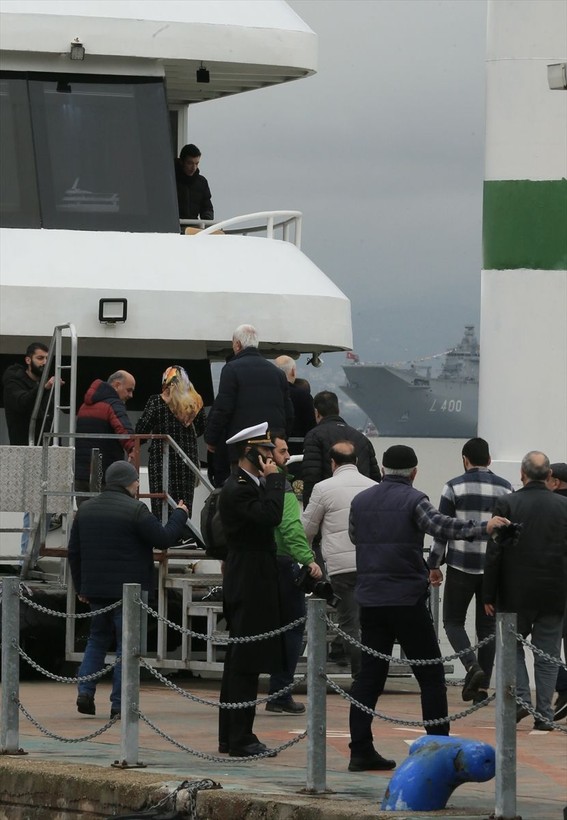 İzmitliler akın akın TCG Anadolu'yu ziyaret etti! - Resim: 6