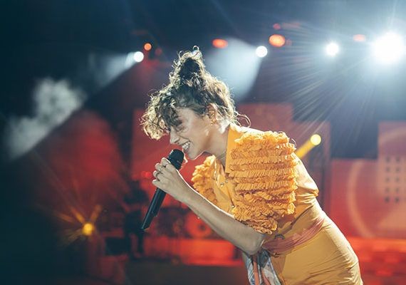 Spor salonundan sutyenli pozunu paylaştı! Zeynep Bastık düzgün fiziğiyle büyüledi - Resim: 6