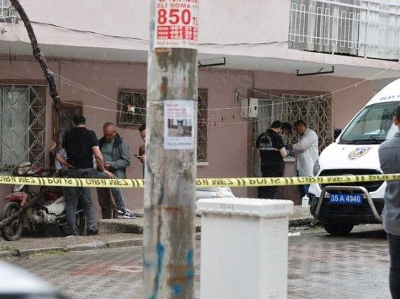 İzmir'de kasap vahşeti! 4 kişiyi 160 parçaya bölen cani polislerden su istedi ve her şeyi anlattı! 'Pişman değilim, onu defalarca uyardım..." - Resim: 33