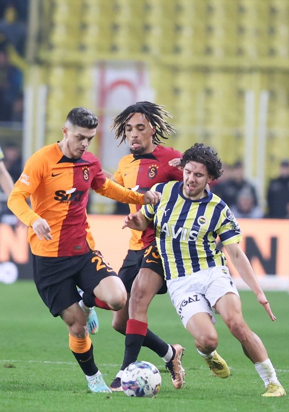 Galatasaray'ın yıldızı Sacha Boey'den flaş itiraf! "Sezon başında satmak istedi..." - Resim: 8