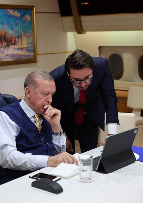 Cumhurbaşkanı Recep Tayyip Erdoğan yılın kareleri oylamasında Gazze ve Türkiye Yüzyılı'nı tercih etti - Resim: 7