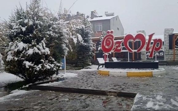 Doğu'ya kış tipiyle geldi! İşte huzur veren kar görüntüleri... - Resim: 2