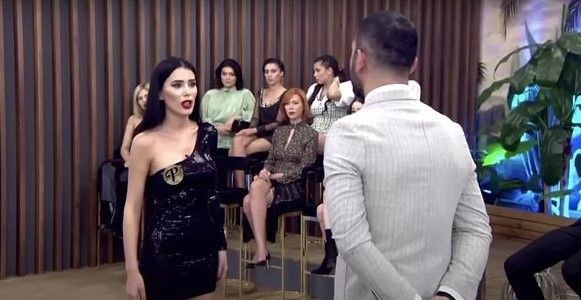 Kısmetse Olur Erol'un transseksüel isimle mesajlarını Hakan Kakız ifşa etti! Ortalık karıştı gözler Yeliz'e çevrildi! - Resim: 17