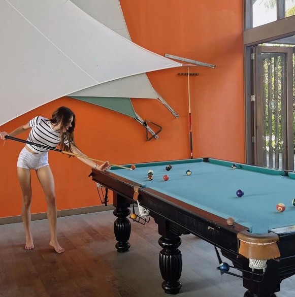 Dilan Çiçek Deniz tatil pozlarını paylaştı! "Sivaslı olduğum için yapamamışım..." - Resim: 8