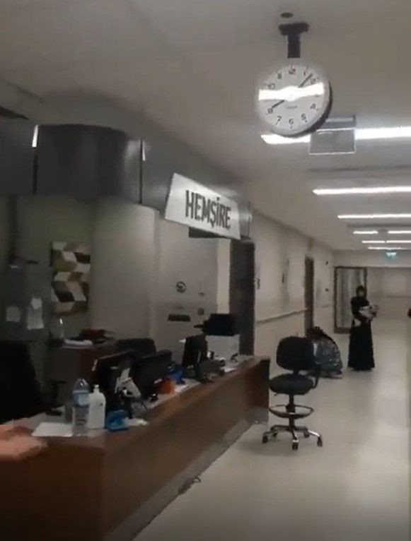 Hatay'daki 6.4'lük depremin en çok hissedildiği Adana nasıl sallandı? Hastane içi görüntüsünde dikkat çeken detay - Resim: 4