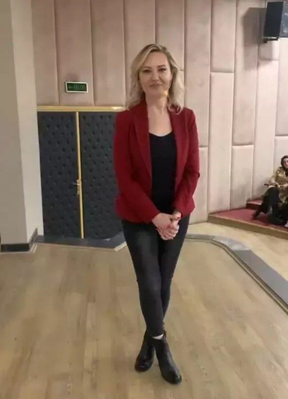 15 Temmuz'da silah zoruyla bildiri okuyan spiker Tijen Karaş bakın şimdi ne yapıyor? - Resim: 3