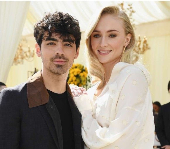 Game of Thrones'un Sansa Stark'ı Sophie Turner boşanıyor! Turner 4 yıllık eşi Joe Jonas boşanıyor! Ayrılığın şoke eden sebebi... - Resim: 4