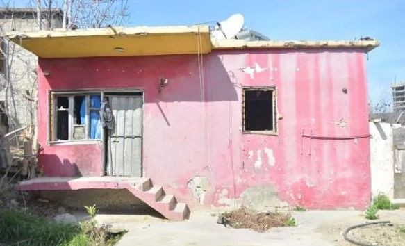 MİT ve özel harekat 1 yıl kapısında beklemişti! Dudak uçuklatan rakamla satışa çıkarılan 'Gizemli ev' ile ilgili çarpıcı açıklama - Resim: 10