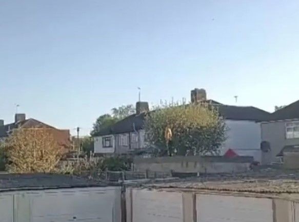 Londra'da kılıçlı saldırgan çocuğu öldürüp yardıma gelenin boğazını kesmişti! Görgü tanıklarından tüyler ürperten açıklama - Resim: 7