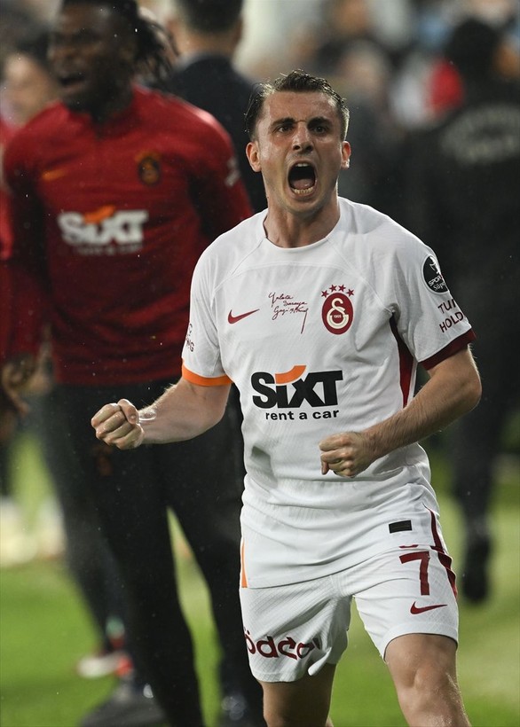 Son dakika Galatasaray haberleri... Galatasaray Ankaragücü'nü 4-1 yendi! Şampiyonluk maçından unutulmaz fotoğraflar - Resim: 48
