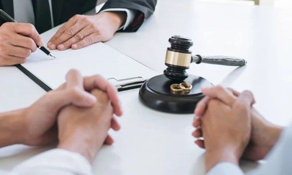 Eşinize cimrilik yapmadan önce 2 kere düşünün! Yargıtay'dan karar çıktı - Resim: 12