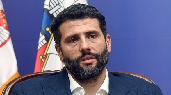Avusturya'da LGBT karşıtı gösteri! Aileler sapkın örgüte karşı ayaklandı - Resim: 4