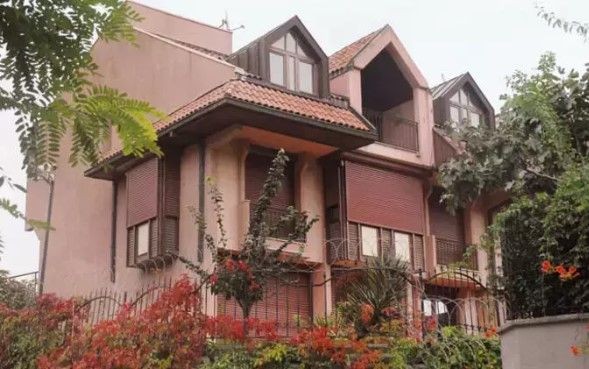 Münevver Karabulut'un Cem Garipoğlu tarafından vahşice katledildiği ev bakın şimdi ne halde! Ev sahibi 'Lanetli ev, satsan satılmıyor, atsan atılmıyor' demişti - Resim: 1