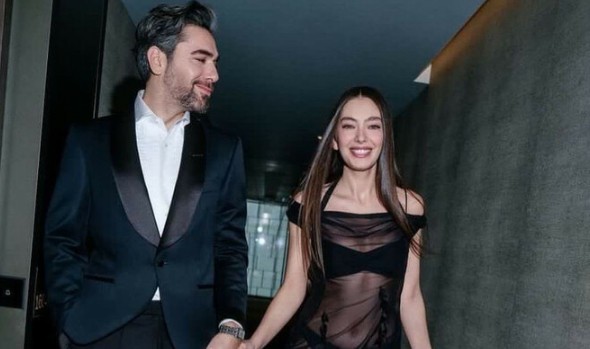 Neslihan Atagül eşi Kadir Doğulu ile tatiline tam gaz devam ediyor! Yatak pozunu paylaşan güzel oyuncu o ayrıntıyı da kareye ekledi - Resim: 15