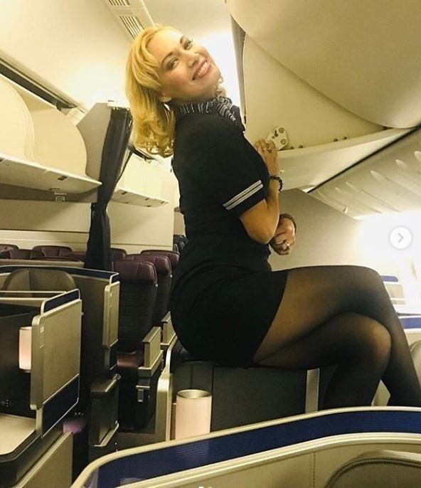 Hosteslerin çılgın paylaşımları! Uçakta delirmeceler - Resim: 47