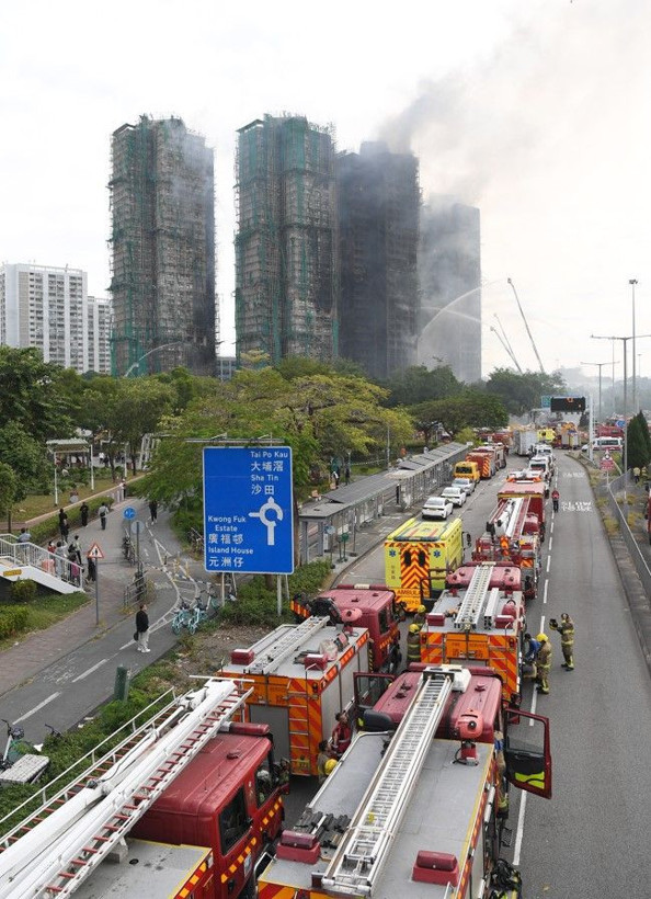 7 kule aynı anda nasıl yandı? Hong Kong'da durum kötüye gidiyor - Resim: 12