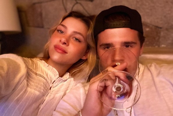 Brooklyn Beckham, yeniden eşi Nicola Peltz'in dövmesini yaptırarak gündem oldu - Resim: 13
