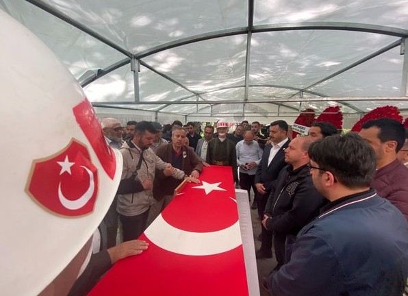 Pençe Kilit şehidi Piyade Uzman Çavuş Cem Ahmet Kaya'nın ağabeyinden mesaj! Ağlamak yok düşmanları sevindirmeyeceğiz - Resim: 2