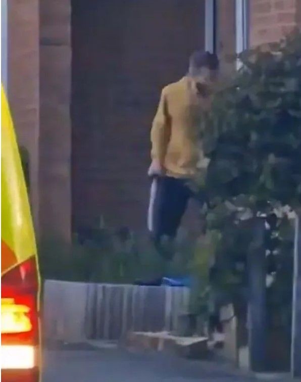Londra'da kılıçlı saldırgan çocuğu öldürüp yardıma gelenin boğazını kesmişti! Görgü tanıklarından tüyler ürperten açıklama - Resim: 6