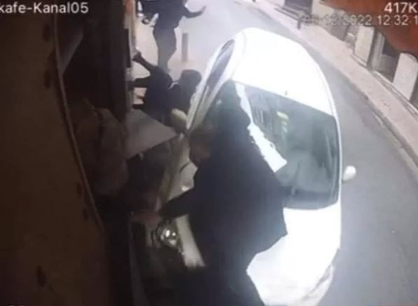Ünlü oyuncu Ayten Soykök Taksim'de dehşeti yaşatmıştı! Gözaltına alındı - Resim: 7