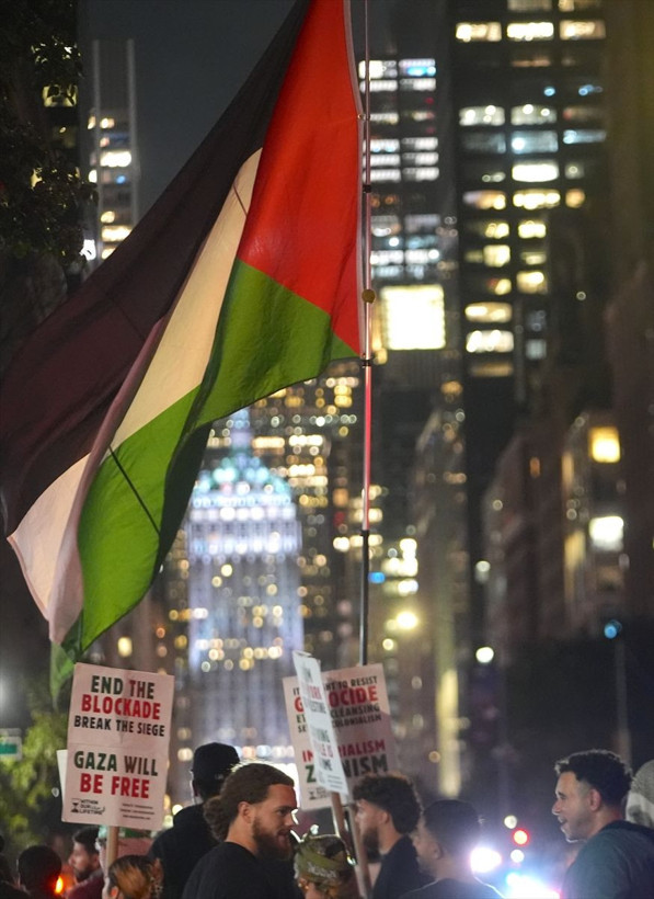 New York’ta Netanyahu’ya protesto: BM Genel Kurulu öncesi tepki yağdı - Resim: 6