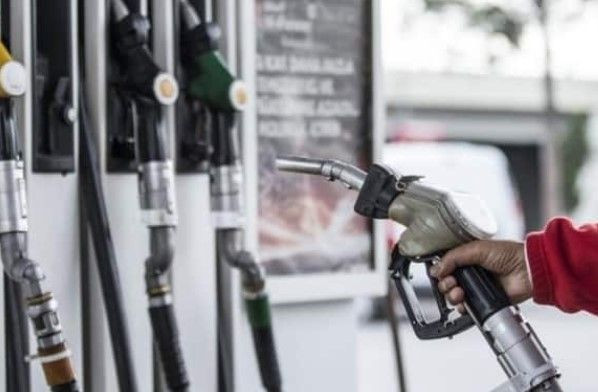 Benzine zam! 1 TL 12 kuruşluk zam gece yarısı itibariyle pompaya yansıyacak - Resim: 3