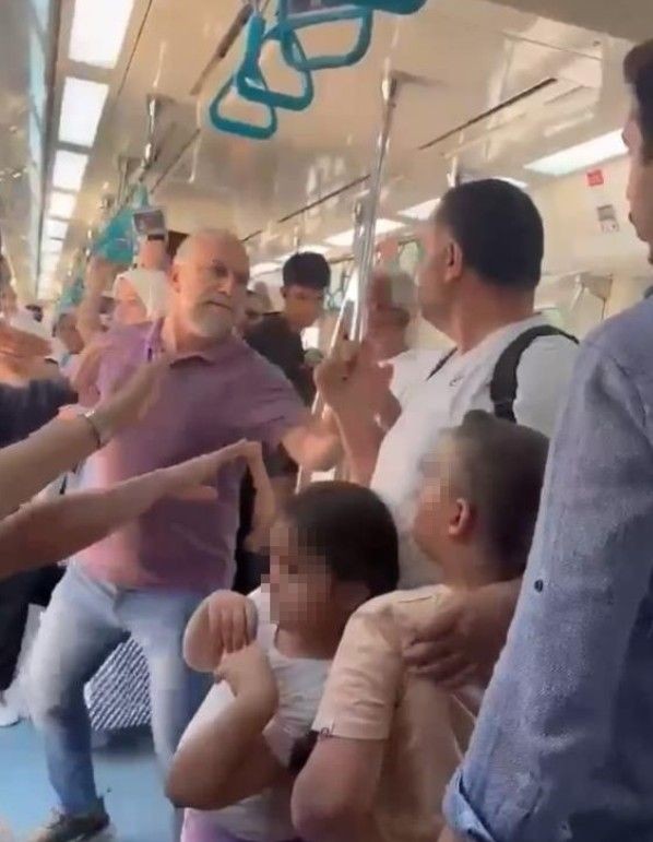 Marmaray'da çocuklarının önünde dayak yemişti! Gündem olan baba olayı anlattı - Resim: 4