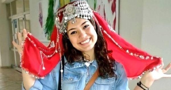 Şehit Aybüke öğretmen, 6. ölüm yıl dönümünde kabri başında anıldı - Resim: 1