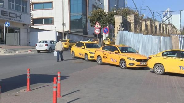 Fatih'te sarhoş 3 yolcunun dövdüğü taksici tüm müdahalelere rağmen kurtarılamadı - Resim: 14