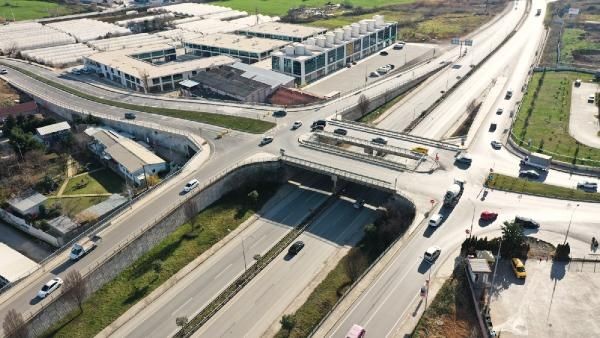 Yol standardı yüksek, kesintisiz trafik akışı başlıyor! Yalova ve Gemlik'te tamamlanan köprü, kavşak ve bağlantı yolları yarın açılacak! - Resim: 3