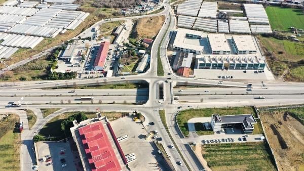 Yol standardı yüksek, kesintisiz trafik akışı başlıyor! Yalova ve Gemlik'te tamamlanan köprü, kavşak ve bağlantı yolları yarın açılacak! - Resim: 2