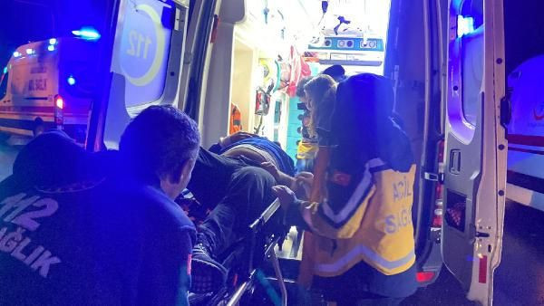 Bakıröy'de ölü ve yaralıların olduğu kazada otomobilde silahlar çıktı - Resim: 3