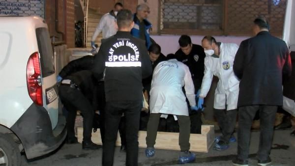 İstanbul'da tüyler ürperten vahşet! Birlikte yaşadığı kadını taşla öldürüp parçalara ayırdı... Polis cesedi buzdolabında buldu - Resim: 9