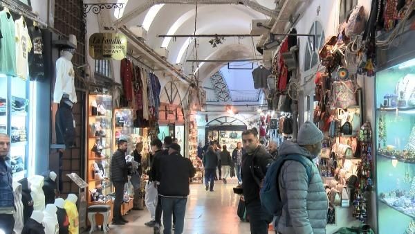 Kapalıçarşı'da deprem hazırlığı! Çatlaklara dolgu yapıldı, zemin sıvılaşmasına müdahale edildi - Resim: 6
