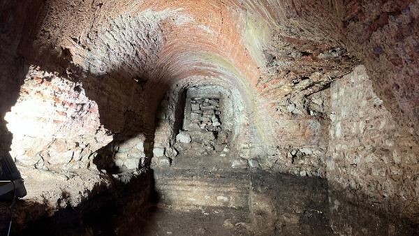 İstanbul Saraçhane'de kazı çalışmalarında keşfedildi! Tam 1500 yıllık - Resim: 4