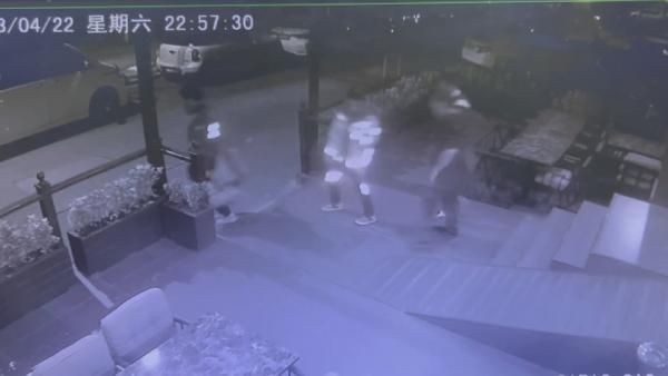 Feci ölüm! Midesine sakladığı uyuşturucu dolu kapsüller patladı! Son anları kamerada - Resim: 1