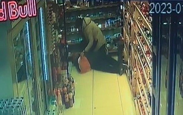 25 yaşındaki kız boğazından kesilerek katledilmişti! Cani sevgilisi Tuğçe'yi öldürüp büfeye koştu! 'Beni rahat bırakın' - Resim: 2
