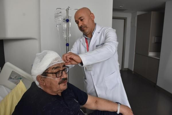 Delirten hastalık yüzünden yaptıkları şakına çevirdi! "Balkondan atlamak istiyordum, şimdi türkü söylemek istiyorum" - Resim: 5