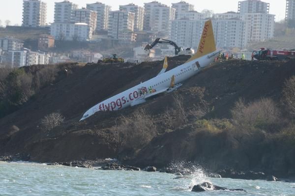 Trabzon'da pistten çıkan Pegasus uçağı büyük panik yaratmıştı! Uçağın pilotu yardımcısını suçlu buldu - Resim: 15