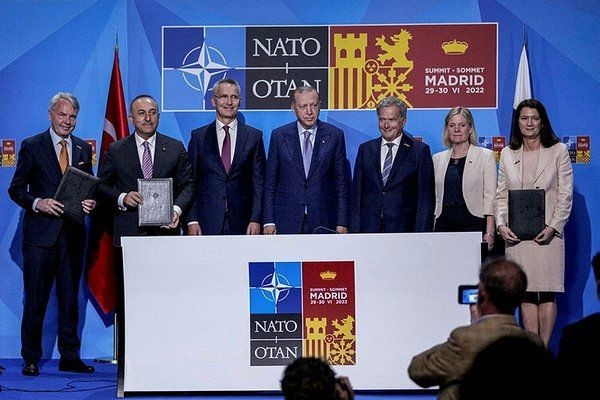 Son dakika! NATO'dan İsveç ve Finlandiya açıklaması: Erdoğan ile 3'lü toplantı için Mart ayında mutabık kaldık - Resim: 4