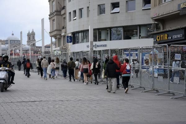 Taksim'de üst seviyede güvenlik önlemleri alındı - Resim: 7