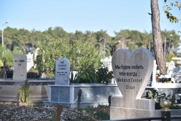 Antalya'ya yerleşen yabancıların aile mezarlığına ilgisi arttı! Çift kişilik 60 bin TL, 4 kişilik mezar 120 bin TL'den satılıyor - Resim: 5